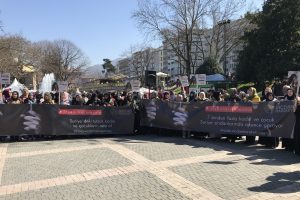 Suriye'deki tutuklu kadın ve &ccedil;ocuklar i&ccedil;in destek &ccedil;ağrısı