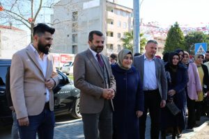 Bursa Gürsu Belediye Başkanı Işık: "Karlara inat çiçek açan kardelendir kadın"