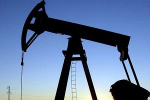 ABD'de petrol sondaj kulesi azaldı