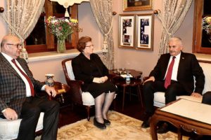 Binali Yıldırım'dan Mutafyan ailesine taziye ziyareti
