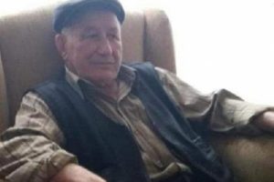 Yaşlı adamın katili, &ccedil;ay i&ccedil;tiği bardakları g&ouml;t&uuml;rm&uuml;ş