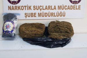 Polis uyuşturucu tacirlerine g&ouml;z a&ccedil;tırmıyor