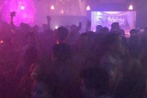 Gece kul&uuml;b&uuml;nde katliam! En az 13 &ouml;l&uuml;...