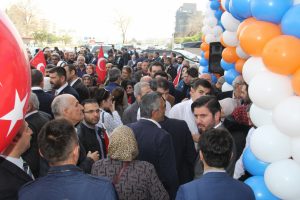 Bursa'da Necati Şahin'den g&ouml;rkemli a&ccedil;ılış