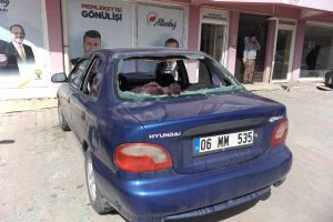 Başkent'te AK Parti Se&ccedil;im B&uuml;rosuna saldırı