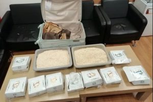 Atat&uuml;rk Havalimanı'nda uyuşturucu hap operasyonu