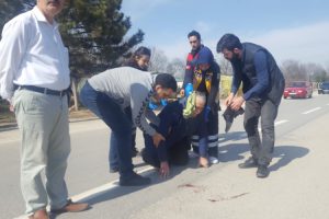 Bursa'da otomobilin &ccedil;arptığı yaşlı adam yaralandı