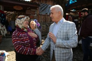 Bursa B&uuml;y&uuml;kşehir Belediye Başkan adayı Mustafa Bozbey'den Cumalıkızık'a ziyaret