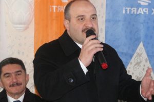 Bakan Varank: Şehrinize hizmet edeceklere oy vermeniz gerekiyor
