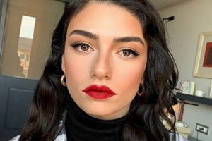 Hazar Erg&uuml;&ccedil;l&uuml;'den uzaylılara selam