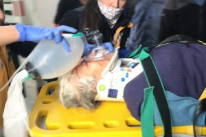 Alzheimer hastası kadın 2'nci kattan d&uuml;şt&uuml;