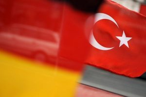 Akreditasyon alamayan Alman gazeteciler T&uuml;rkiye'yi terk etmek zorunda kaldı