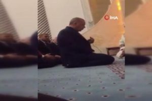 Cumhurbaşkanı Erdoğan, Kura-nı Kerim okudu
