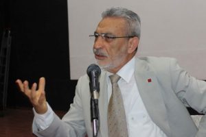 Şair İsmet &Ouml;zel kalp krizi ge&ccedil;irdi
