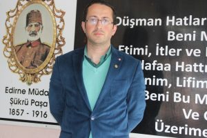 7'den 70'e İstiklal Marşı'nı okudular