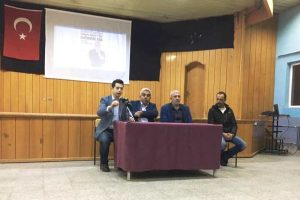 AK Gen&ccedil;likten 'Gen&ccedil; K&uuml;rs&uuml;' programı