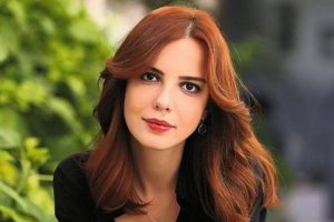 Selen Soyder'in burnu kırıldı