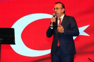 Se&ccedil;en, "İstiklal Marşımız, tarihi şahlanışımızın &ouml;z&uuml;d&uuml;r"