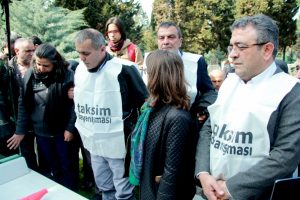 Berkin Elvan mezarı başında anıldı