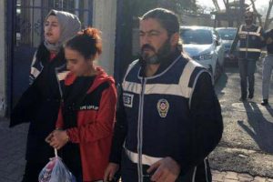 Komşunun iğren&ccedil; oyunu! Mezarlık kamerası ortaya &ccedil;ıkardı