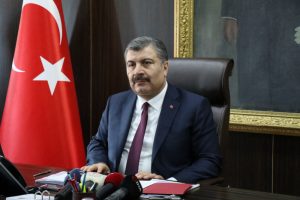 Bakan Koca: "İsmet &Ouml;zel'in genel durumunda bir sorun yok"