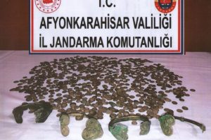 Tarihi eser ka&ccedil;ak&ccedil;ısı 5 ş&uuml;pheli yakalandı