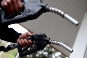 Benzine 15 kuruş zam geldi