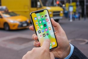 iPhone'unuz gittiğiniz her yerin gizli listesini tutuyor