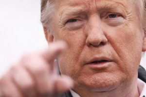 Trump'tan dikkat &ccedil;eken yaz saati a&ccedil;ıklaması