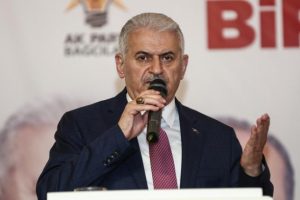 Yıldırım se&ccedil;im &ccedil;alışmalarını Bağcılar'da s&uuml;rd&uuml;rd&uuml;