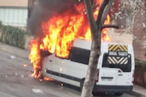 &Ouml;ğrenci servisi alev aldı!