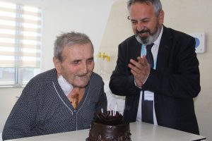 Bursa'da ender g&ouml;r&uuml;len kalp ameliyatı! 90 yaşında yeniden doğdu