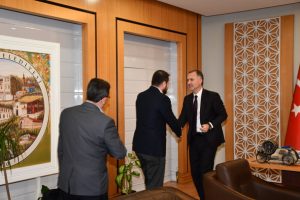 Hizmet-İş'ten başkan Bursa İneg&ouml;l Belediye Başkanı Taban'a ziyaret