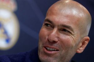 Zidane, yeniden görevde