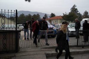 Uyuşturucu pazarlığına polis baskını