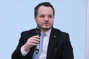 Ermut: Katma değerli alanlarda avantajlı sekt&ouml;rlerimizi korumalıyız