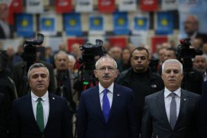 CHP Lideri Kılıçdaroğlu Bursa'da konuştu: "Emeklilik yaşını yükselttiler"
