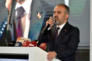 Bakan Soylu'dan Bursa Büyükşehir Belediye Başkanı Aktaş'a büyük övgü