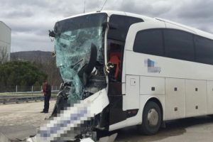 Amasya'da feci kaza! Çok sayıda yaralı var