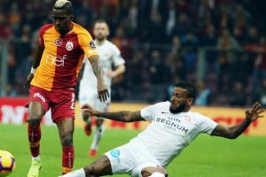 Galatasaray'da Onyekuru'dan Fatih Terim'e özel teşekkür