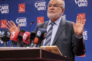 Karamollaoğlu: 15 Temmuz'dan yaklaşık 6 ay &ouml;nce bazı komutanlar ziyarete geldi