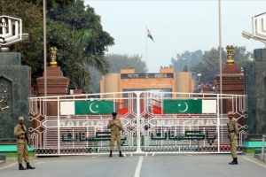 Hindistan ve Pakistan'dan gerilimin ardından vizesiz sınır kapısı hamlesi