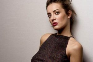 İrem Sak'tan 'Tıp Bayramı' kutlaması