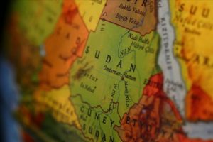 Sudan'da yeni hükümet yemin etti