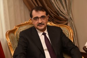 Enerji ve Tabii Kaynaklar Bakanı Dönmez Bursa'da iş dünyasıyla buluştu