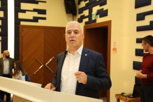 Bursa Büyükşehir Belediye Başkan Adayı Bozbey: Pilavla planı karıştırmamak lazım