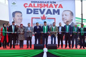Bursa'da Demirtaş Meydanı ve K&uuml;lt&uuml;r Merkezi'ne g&ouml;rkemli a&ccedil;ılış