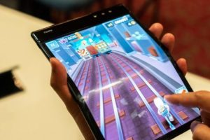 İlk katlanabilir telefon sonrasında finansman engeli!