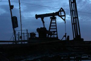 Brent petrol&uuml;n varili 67,25 dolar