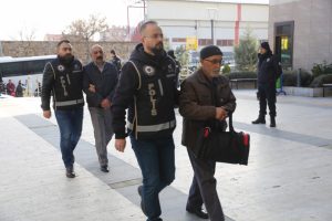 FET&Ouml;'dan 18 kişi hakim karşısında